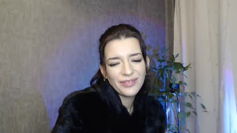Snapshot of elinapretty chatting on February 2, 2025, 12:09 am Elina online show from February 2, 2025, 12:09 am
