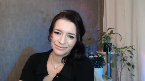 Snapshot of elinapretty chatting on February 25, 2025, 11:55 pm Elina online show from February 25, 2025, 11:55 pm
