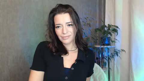 Snapshot of elinapretty chatting on September 25, 2025, 11:30 pm Elina online show from September 25, 2025, 11:30 pm