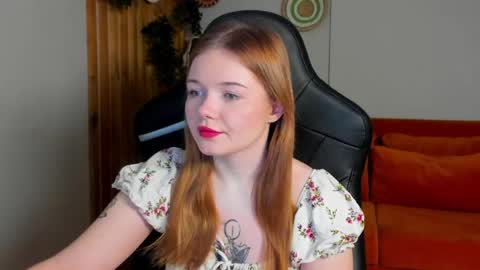 Snapshot of elinavale chatting on April 26, 2026, 5:10 pm elinavale online show from April 26, 2026, 5:10 pm