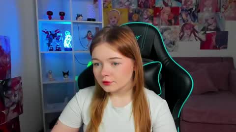 Snapshot of elinavale chatting on May 24, 2026, 5:07 pm elinavale online show from May 24, 2026, 5:07 pm