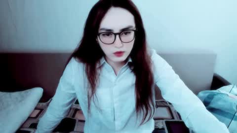 Snapshot of elisa_2001 chatting on June 8, 2026, 2:28 pm Liza online show from June 8, 2026, 2:28 pm