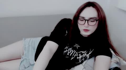 Snapshot of elisa_2001 chatting on June 9, 2026, 2:34 am Liza online show from June 9, 2026, 2:34 am