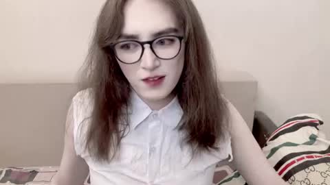 Snapshot of elisa_2001 chatting on July 12, 2026, 1:18 am Liza online show from July 12, 2026, 1:18 am