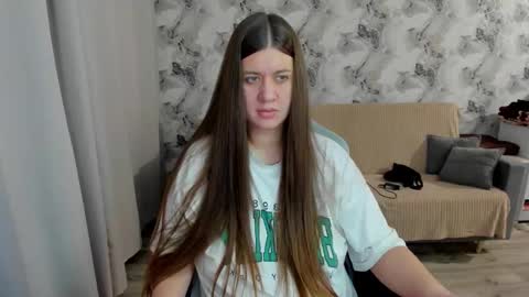 Snapshot of elisa_kollin chatting on October 23, 2025, 11:31 am Aletta Oushen online show from October 23, 2025, 11:31 am