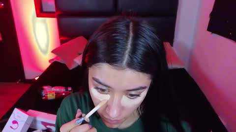 Snapshot of elisa_soul chatting on November 5, 2025, 12:49 pm Elisa Soul online show from November 5, 2025, 12:49 pm