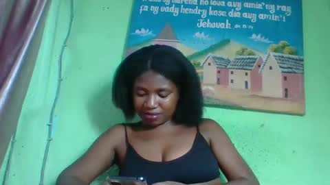Snapshot of elisabeth2525 chatting on January 8, 2025, 9:34 pm elisabeth2525 online show from January 8, 2025, 9:34 pm