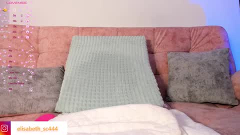 Snapshot of elisabeth_secret chatting on December 5, 2024, 4:42 am online show from December 5, 2024, 4:42 am