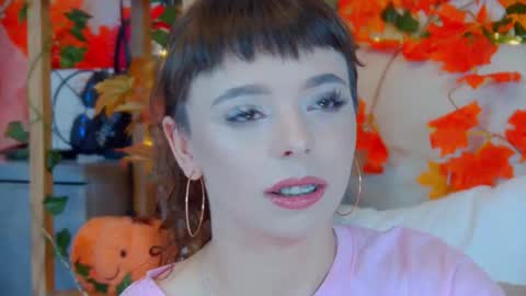 ElisabethDavis online show from October 13, 2025, 3:34 pm