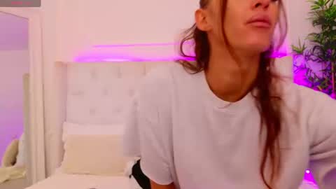 ElisaCharm online show from July 27, 2026, 3:46 am
