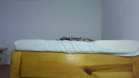 Snapshot of elisacich chatting on February 28, 2026, 7:15 pm elisacich online show from February 28, 2026, 7:15 pm