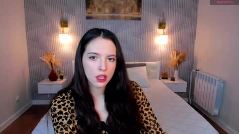 Snapshot of elise_robbie chatting on March 21, 2026, 1:43 am Elise online show from March 21, 2026, 1:43 am