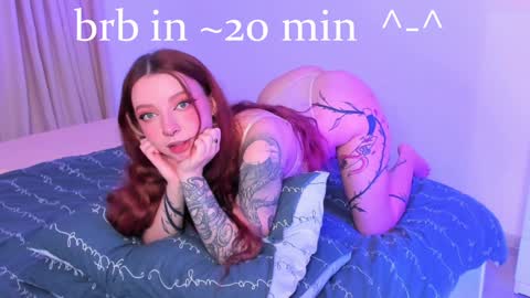 Snapshot of elisetattoo chatting on February 26, 2025, 12:38 am inst fansly Elisebuns online show from February 26, 2025, 12:38 am