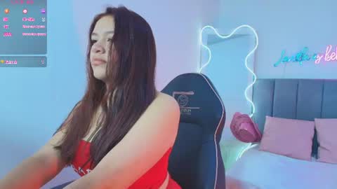elissa_tay online show from July 23, 2026, 11:52 am