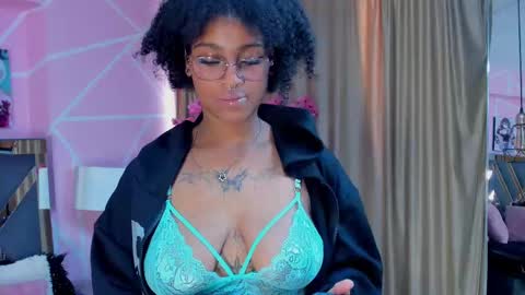 elit noa online show from March 9, 2025, 3:38 pm