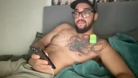 Snapshot of elitealex87 chatting on April 21, 2026, 7:36 am elitealex87 online show from April 21, 2026, 7:36 am