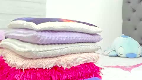 ELIZA online show from July 27, 2026, 3:24 am