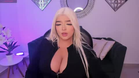 Snapshot of elizabeth_benet_ chatting on May 28, 2026, 6:05 pm elizabeth online show from May 28, 2026, 6:05 pm
