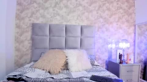 Elizabeth online show from February 10, 2025, 12:52 am