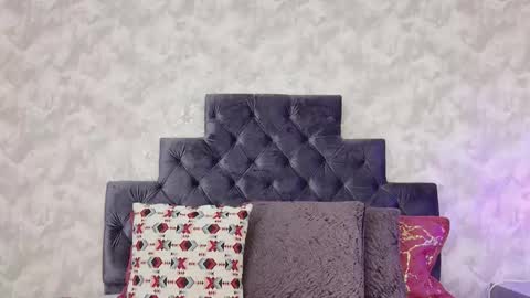 Elizabeth online show from March 3, 2026, 10:48 pm