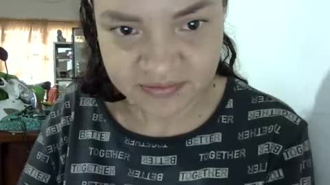 Snapshot of elizabeth_martinez_ chatting on December 17, 2025, 4:02 pm Elizabeth Martinez online show from December 17, 2025, 4:02 pm