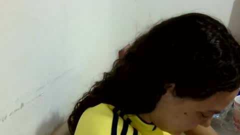 Snapshot of elizabeth_martinez_ chatting on June 21, 2026, 7:05 pm Elizabeth Martinez online show from June 21, 2026, 7:05 pm