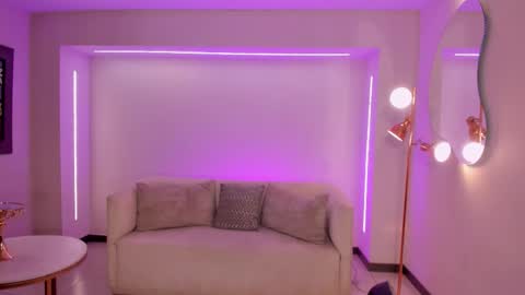 Call me Eli  online show from October 19, 2025, 5:46 pm