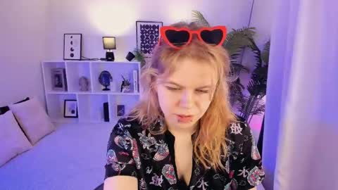 Snapshot of elizabethvane chatting on May 7, 2026, 5:24 am Elizabeth online show from May 7, 2026, 5:24 am