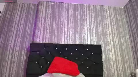 elizabetth_roman online show from June 22, 2026, 2:36 pm