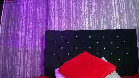 elizabetth_roman online show from July 1, 2026, 2:18 pm