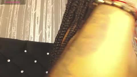 elizabetth_roman online show from July 11, 2026, 3:37 pm
