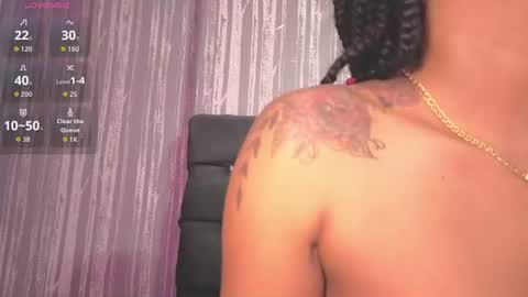elizabetth_roman online show from July 18, 2026, 2:21 pm