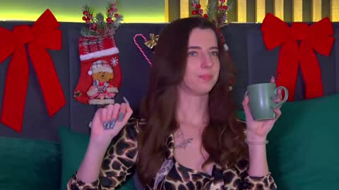 Snapshot of elizabetwilsoon chatting on January 10, 2025, 7:21 pm Elizabet online show from January 10, 2025, 7:21 pm