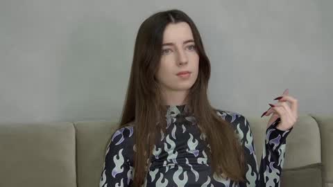 Snapshot of elizabetwilsoon chatting on January 25, 2025, 8:42 am Elizabet online show from January 25, 2025, 8:42 am