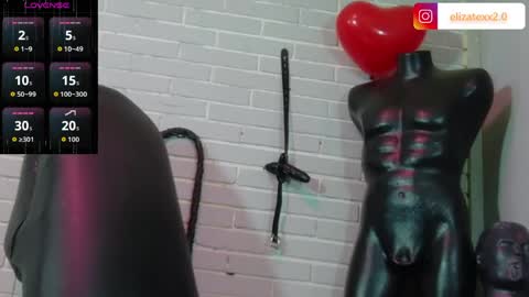 Snapshot of elizatex chatting on May 12, 2026, 7:11 pm online show from May 12, 2026, 7:11 pm