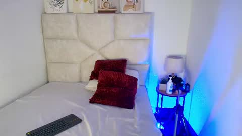 Eliza online show from July 25, 2026, 11:19 am