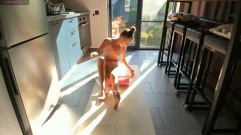 Eliz                               online show from July 9, 2026, 1:59 pm
