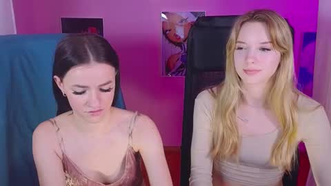 elizzza_ online show from March 1, 2025, 11:39 am