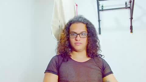 Diana online show from February 6, 2025, 6:56 pm