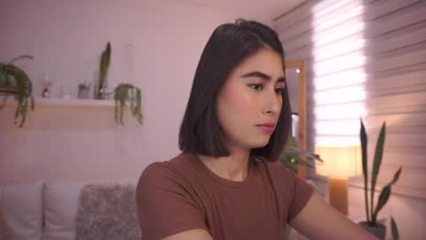 ELLA OWEN online show from April 2, 2026, 4:48 pm