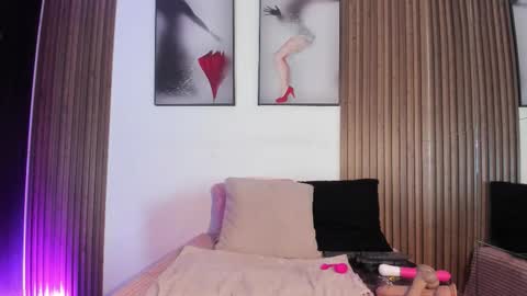 ella rouse online show from January 5, 2026, 5:27 pm