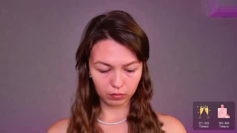 ellacanny online show from June 3, 2026, 4:59 am
