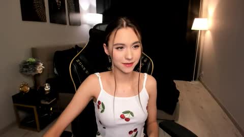 ellacurtis online show from March 3, 2026, 6:03 pm