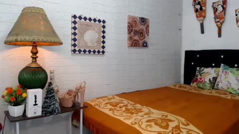 CINDERELLA online show from January 9, 2025, 4:08 am