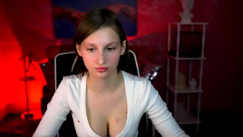 Ella online show from May 27, 2026, 12:13 pm