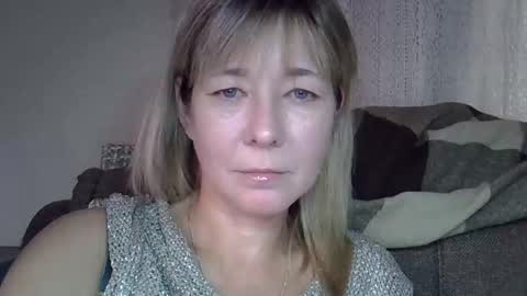 Snapshot of ellajohnsonx chatting on October 5, 2025, 11:08 am ellajohnsonx online show from October 5, 2025, 11:08 am