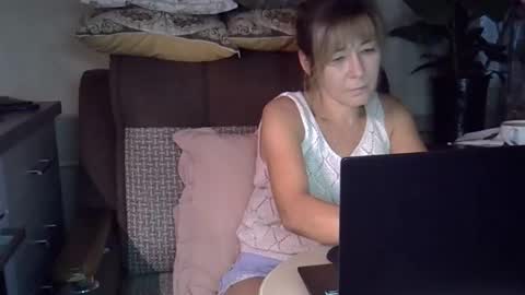 Snapshot of ellajohnsonx chatting on November 1, 2025, 1:57 pm ellajohnsonx online show from November 1, 2025, 1:57 pm