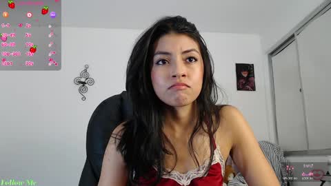 Snapshot of ellajonz chatting on June 6, 2026, 3:44 am Ella Amoneth online show from June 6, 2026, 3:44 am