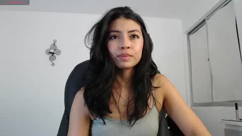 Snapshot of ellajonz chatting on July 16, 2026, 2:28 am Ella Amoneth online show from July 16, 2026, 2:28 am
