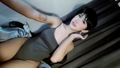 Snapshot of ellaliciousss chatting on July 8, 2026, 9:41 pm ella online show from July 8, 2026, 9:41 pm